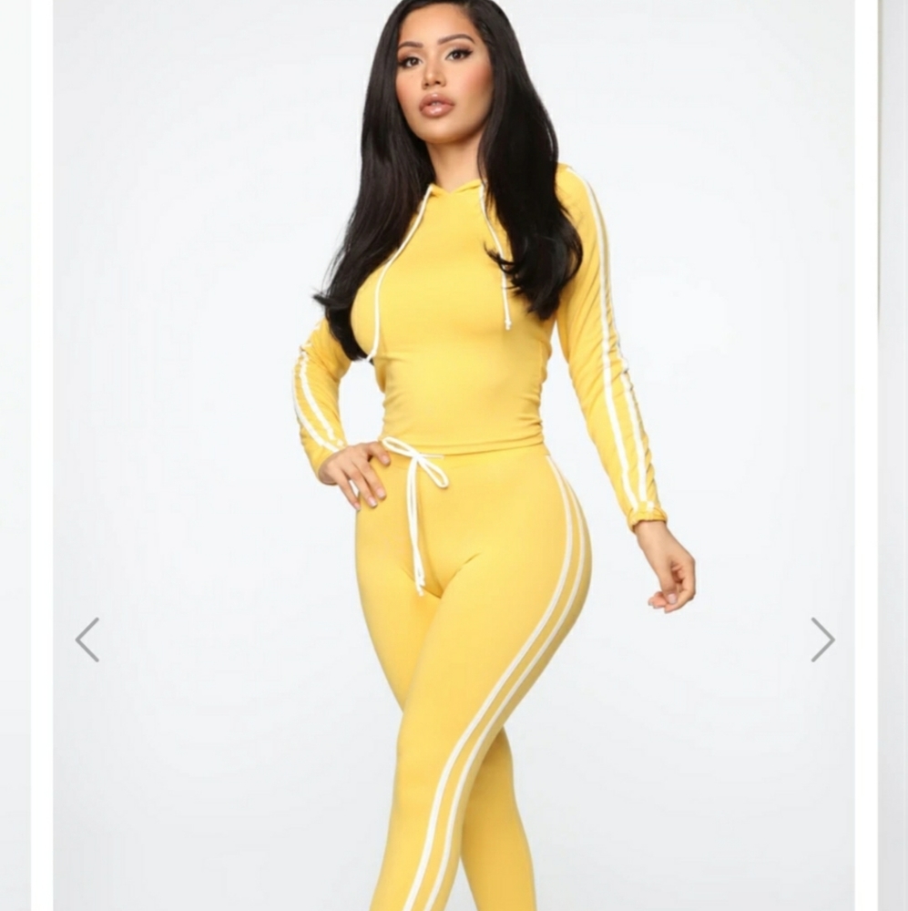 Fashion Nova Tennis Court Set
